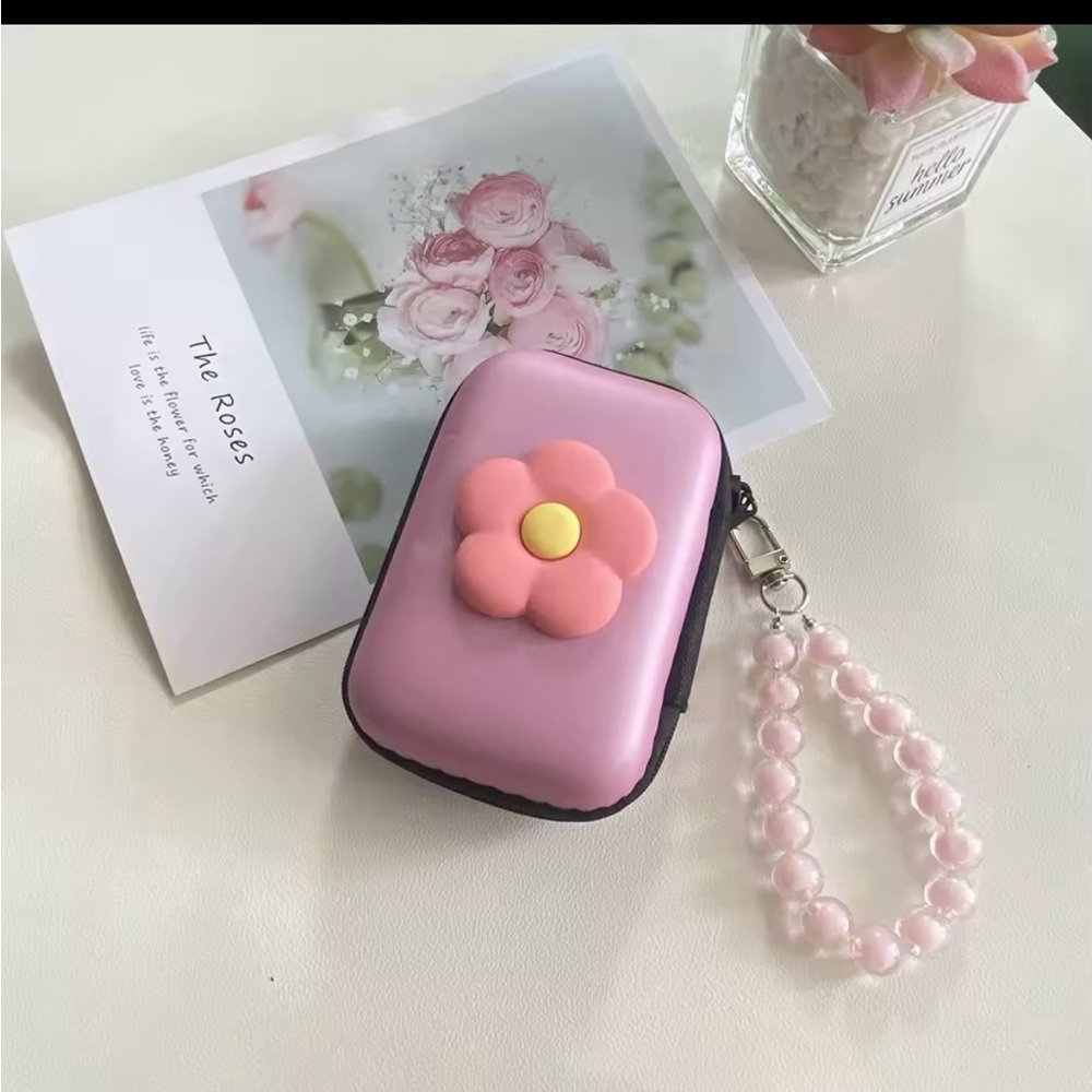 Storage case Pink zipper hard shell case with a flower 🌺 on the front - Picture 1 of 3